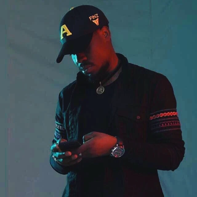 Ray Signature ft.Ziza Bafana